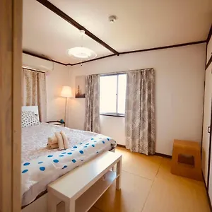 nippori-nishi-tengachaya-guesthouse.hotels-osaka.net/